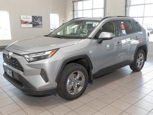 2025 Toyota RAV4 Hybrid LE