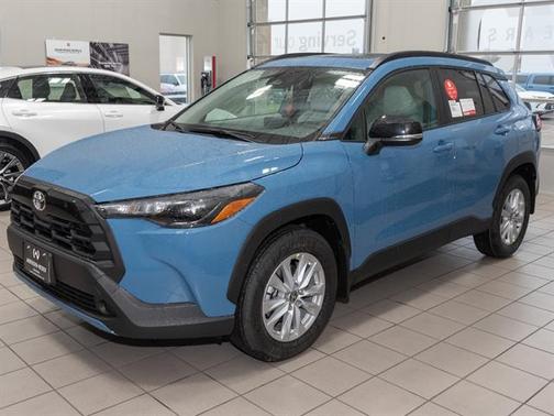 2026 Toyota Corolla Cross LE