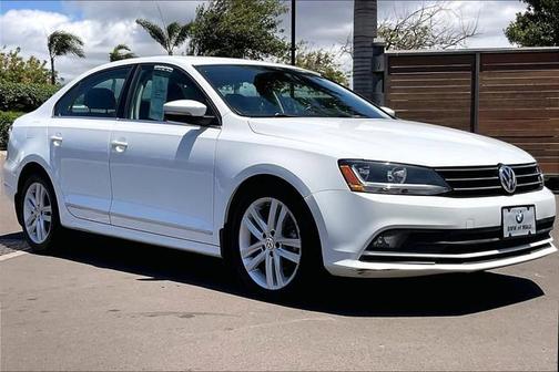 Pure White 2017 Volkswagen Jetta 1.8T SEL