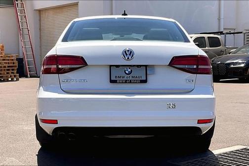 Pure White 2017 Volkswagen Jetta 1.8T SEL
