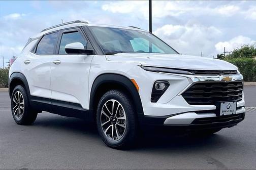 Summit White 2024 Chevrolet Trailblazer LT