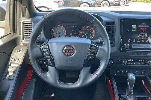 2024 Nissan Frontier PRO-4X