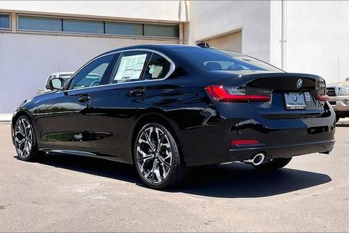 Jet Black 2026 BMW 330 330i