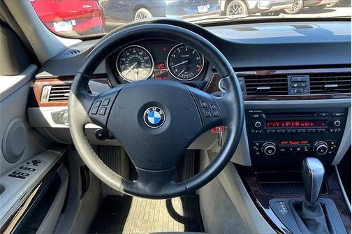 2011 BMW 328 i