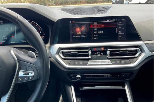 2022 BMW 330 330i