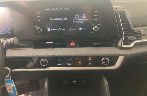 Black 2025 Kia Sportage LX