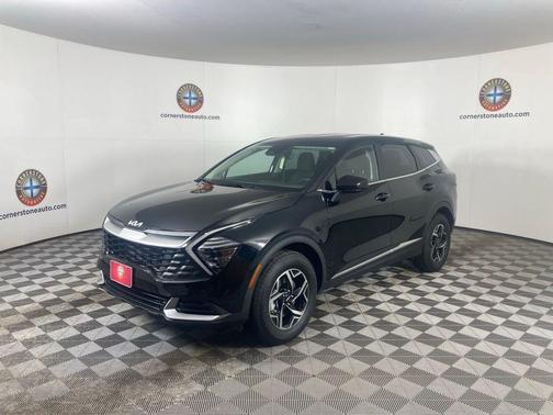 Black 2025 Kia Sportage LX