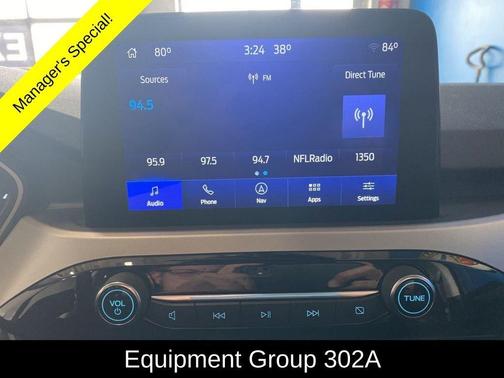 Red 2022 Ford Escape SEL