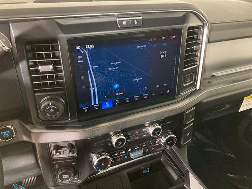 2025 Ford F-350 Platinum