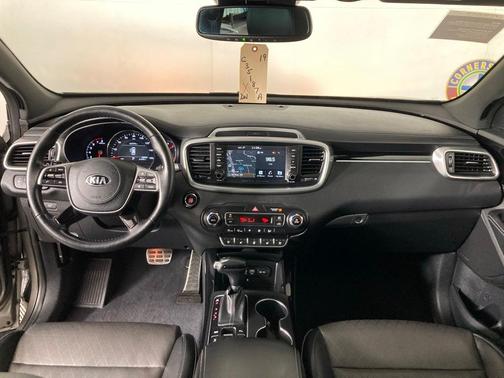 2019 Kia Sorento SX