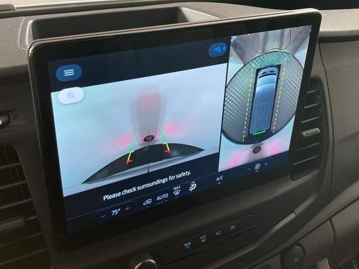 2023 Ford E-Transit Base
