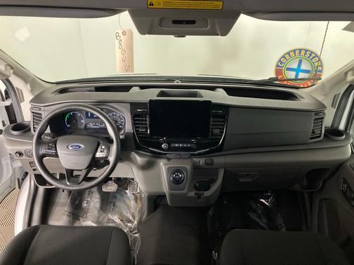 2023 Ford E-Transit Base