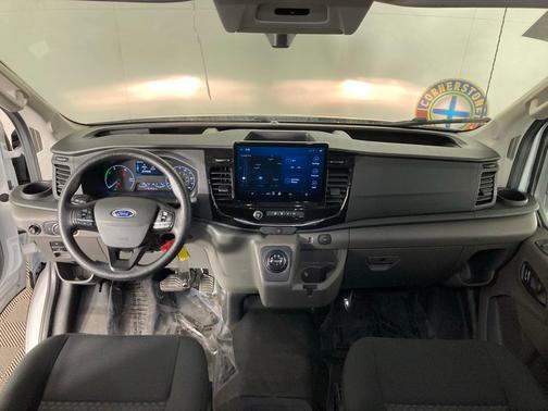 2023 Ford E-Transit Base