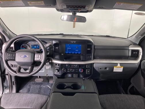 2025 Ford F-350 XLT