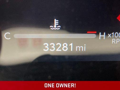 Gray 2025 Toyota Highlander LE