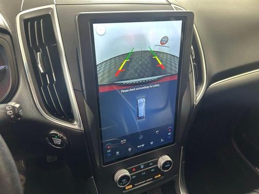 Silver 2024 Ford Edge Titanium