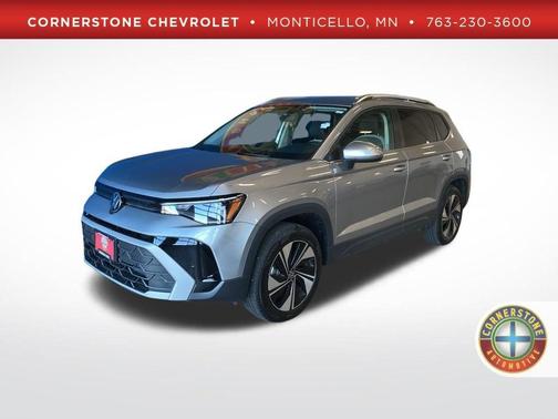 Pyrite Silver Metallic 2025 Volkswagen Taos 1.5T SE