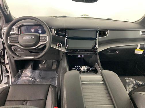 2026 Jeep Grand Wagoneer LIMITED