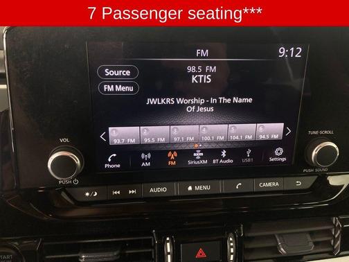 2025 Nissan Pathfinder SV