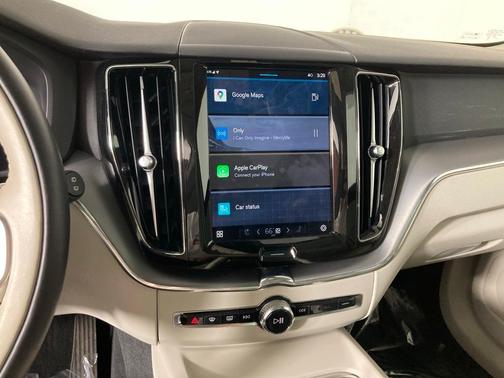 2024 Volvo XC60 B5 Core