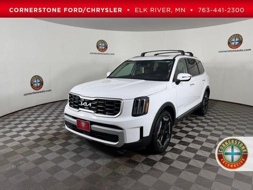 White 2025 Kia Telluride S