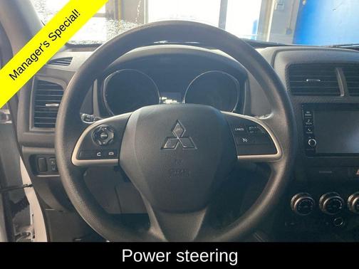 Silver 2025 Mitsubishi Outlander Sport 2.0 ES