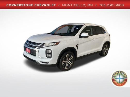 Silver 2025 Mitsubishi Outlander Sport 2.0 ES