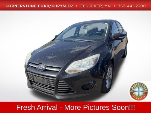 Tuxedo Black Metallic 2013 Ford Focus SE