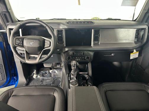 Velocity Blue Metallic 2026 Ford Bronco Badlands