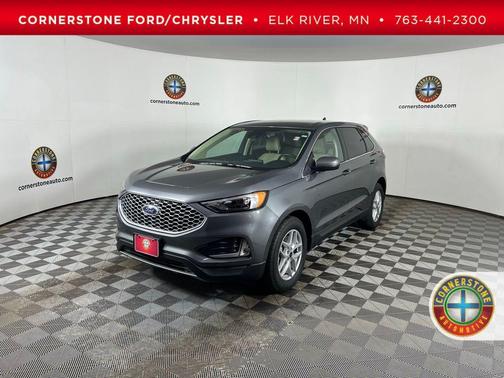 Carbonized Gray Metallic 2024 Ford Edge SEL