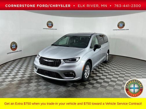 2024 Chrysler Pacifica Touring-L