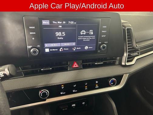Black 2025 Kia Sportage LX