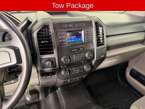 White 2017 Ford F-350 XL
