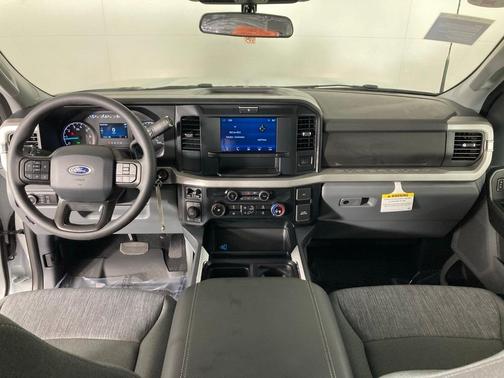 2025 Ford F-350 XLT