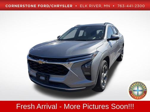 Sterling Gray Metallic 2025 Chevrolet Trax LT