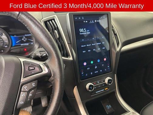 White 2024 Ford Edge SEL