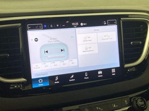 Black 2025 Chrysler Pacifica Select