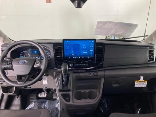 2025 Ford Transit-250 148 WB Medium Roof Cargo