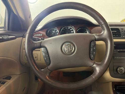White 2011 Buick Lucerne CXL Premium