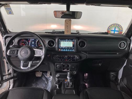 2023 Jeep Gladiator Overland