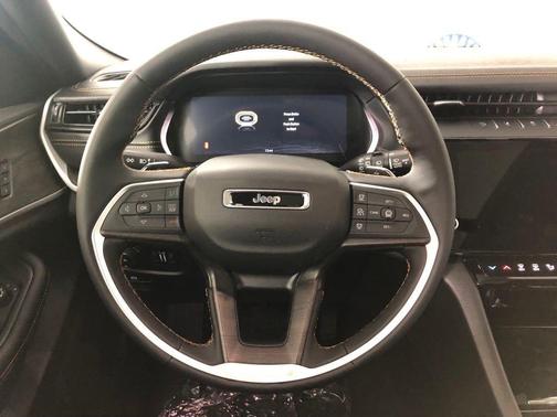 Black 2026 Jeep Grand Cherokee Limited