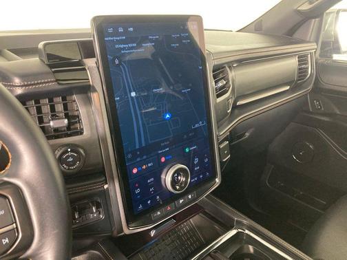 2024 Ford Expedition Platinum