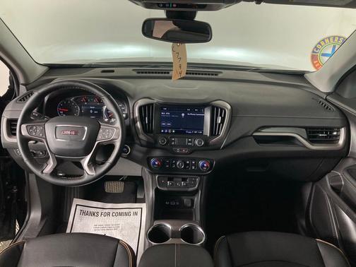 2024 GMC Terrain AT4