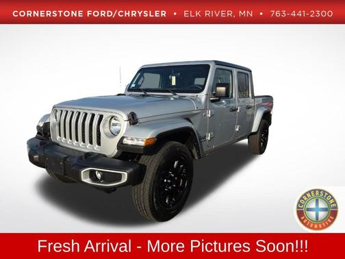 2023 Jeep Gladiator Overland