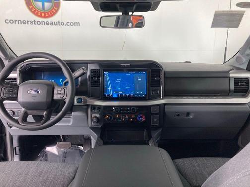 2026 Ford F-350 XLT