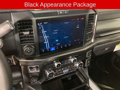 2025 Ford F-350 Lariat Super Duty