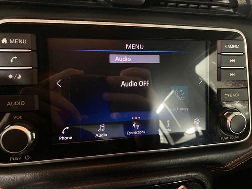 2022 Nissan Versa 1.6 SR