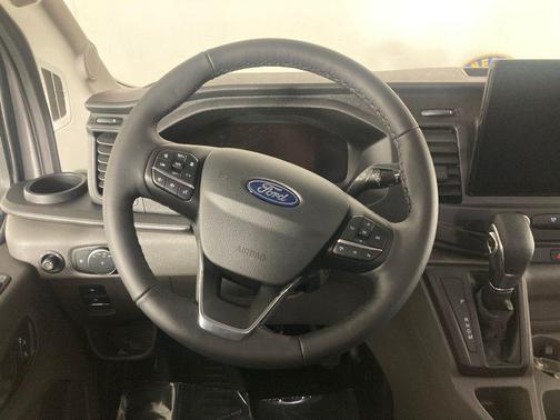 2026 Ford Transit-250 148 WB Medium Roof Cargo