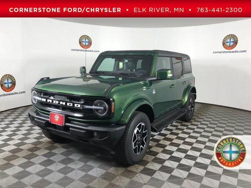 Green 2025 Ford Bronco Outer Banks