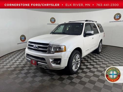 White 2017 Ford Expedition Platinum